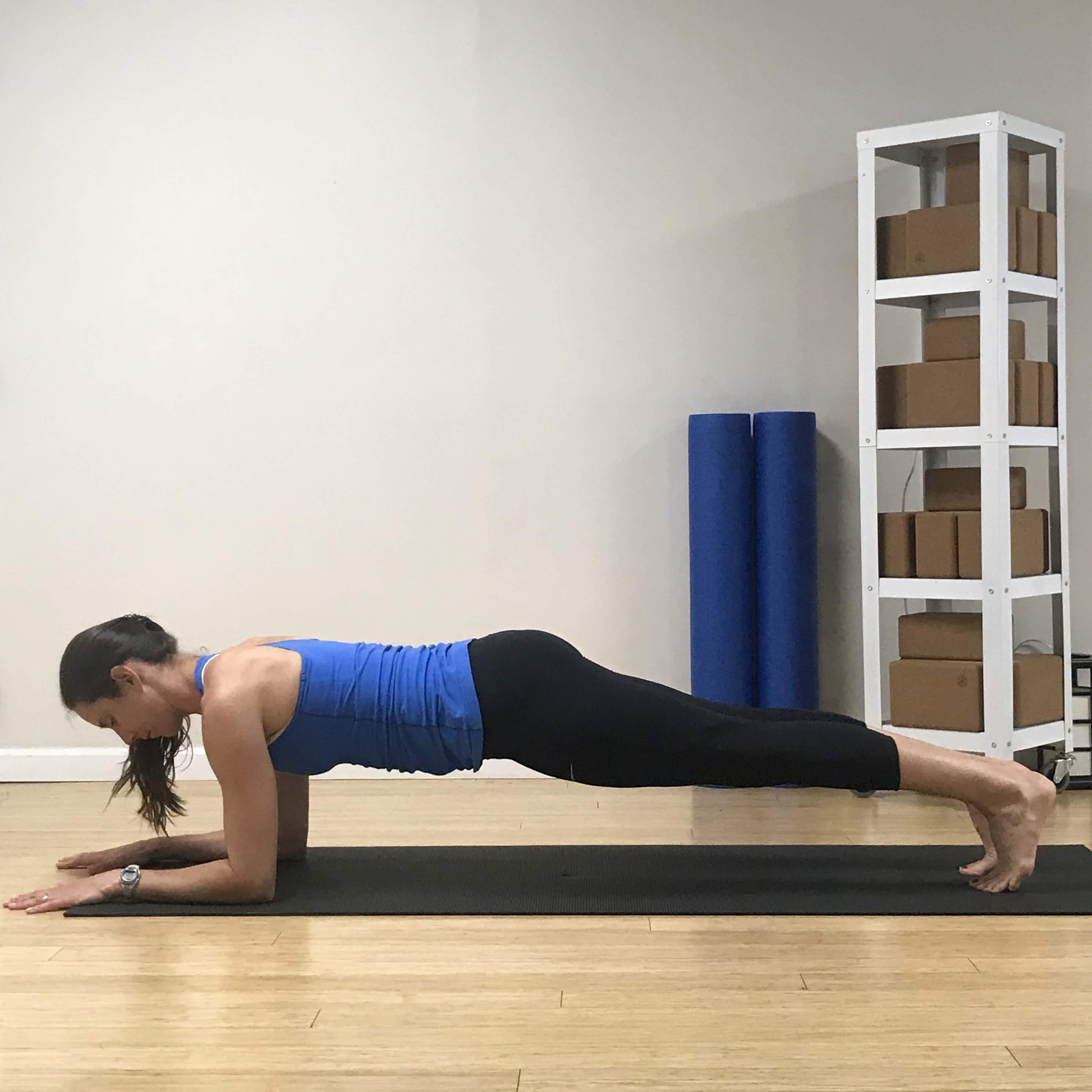 PilatesForearmPlank FitPoint